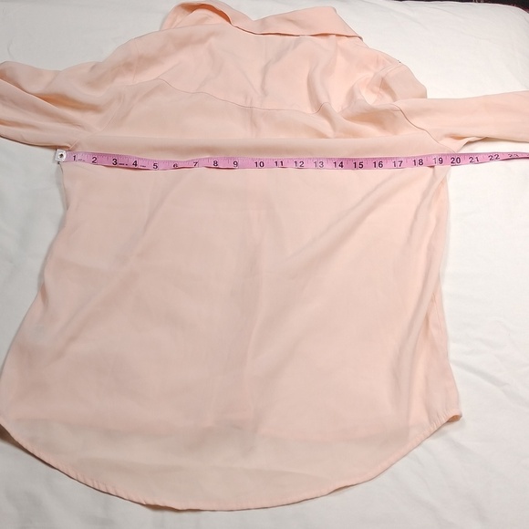 American Eagle Outfitters Women's Peach Long Sleeved Button Down Blouse Size Med - Picture 9 of 10